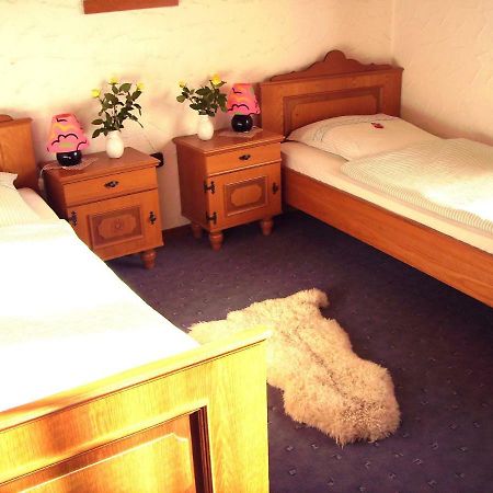 Hotel Garni Huttenhof Kall 外观 照片