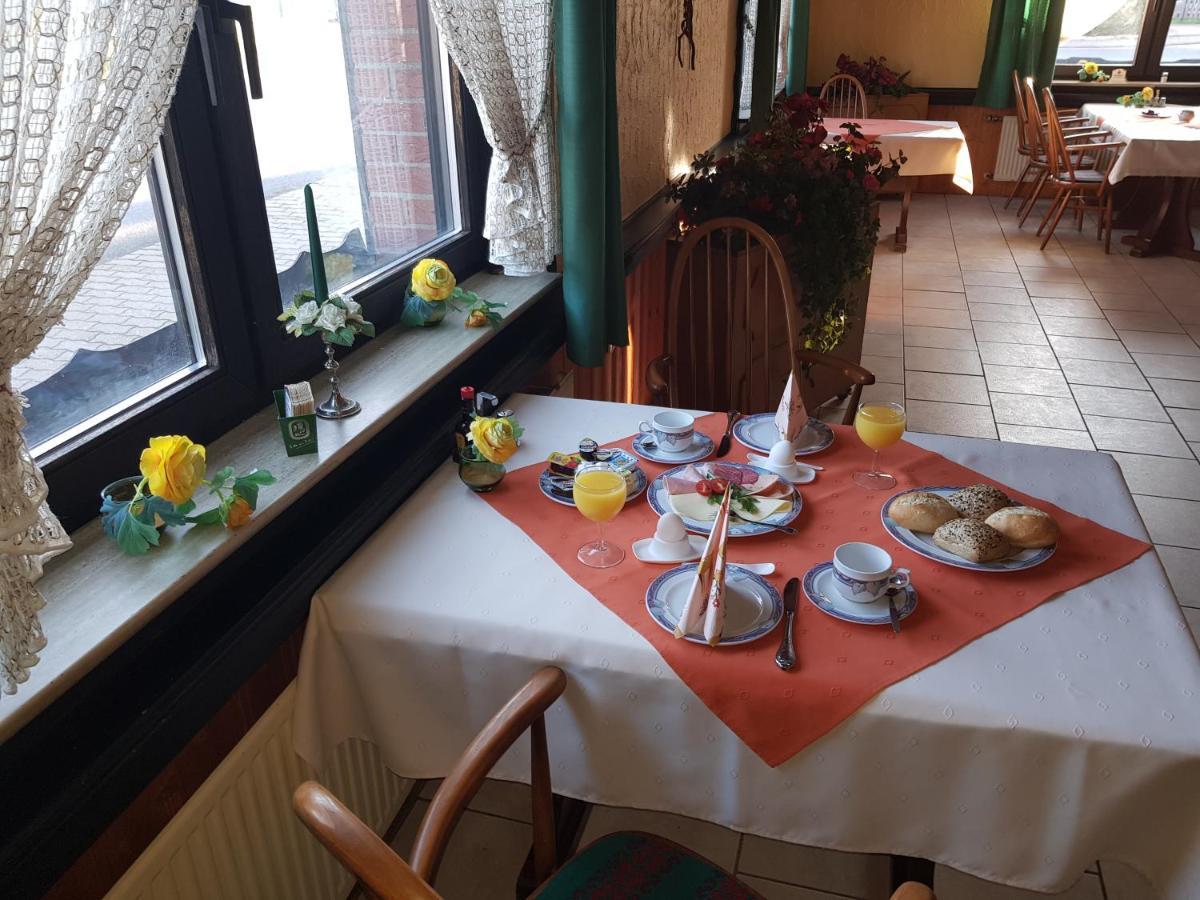 Hotel Garni Huttenhof Kall 外观 照片