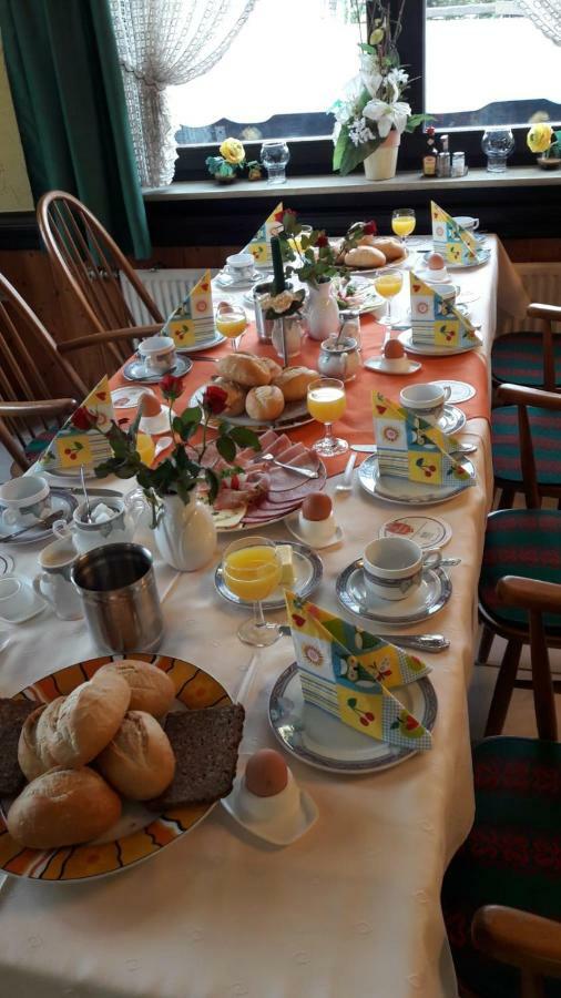 Hotel Garni Huttenhof Kall 外观 照片